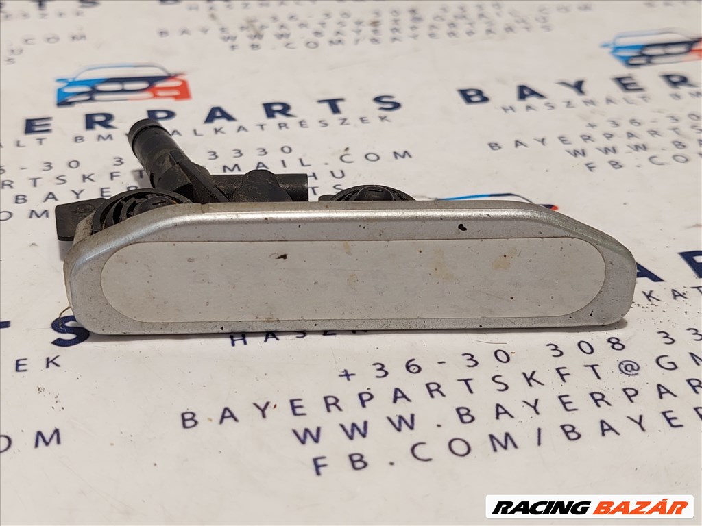 BMW E46 sedan touring jobb első ezüst fényszórómosós lámpamosó bajuszléc takaró fúvóka (004566) 61678374370 1. kép