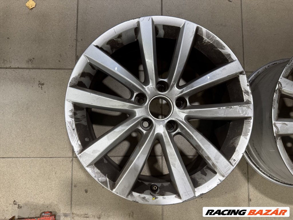 R17 Original Volkswagen 7.5J ET47  3AA 601 025AD 3AA601025AD 3db felni 1. kép