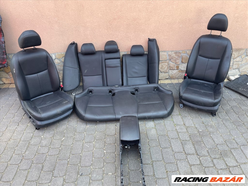 Infiniti Q50 ülés szett 1. kép