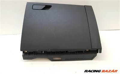 Skoda Scala kesztyűtartó  655857097c