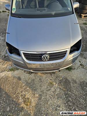 Volkswagen Touran I bontott alkatrészei 1.4 tfsi bmy lr7n