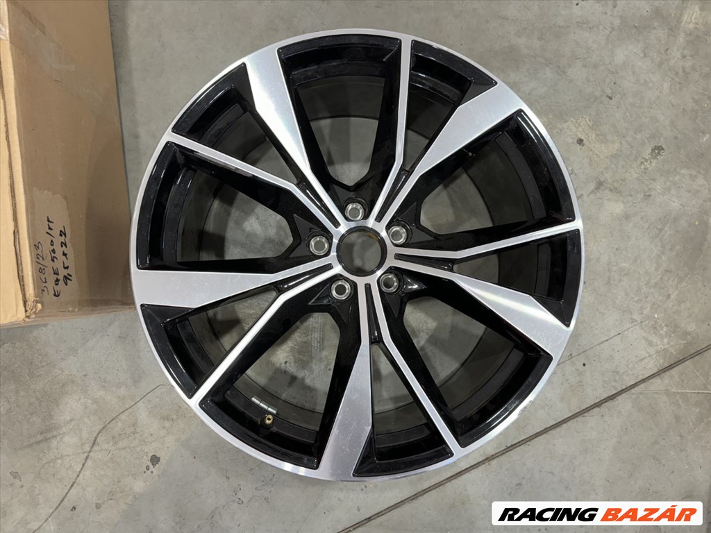 R20 Original Volkswagen 8.5K ET38 5NN 601 025AA 5NN601025AA 1db felni 1. kép