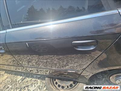 Audi A4 (B6/B7) LZ7L avant bal hátsó ajtó