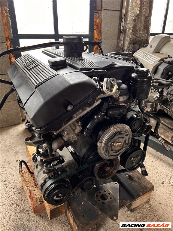 BMW M54B30 motor 11007506963 3. kép