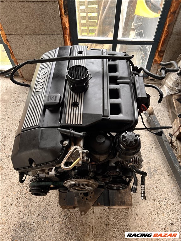 BMW M54B30 motor 11007506963 4. kép