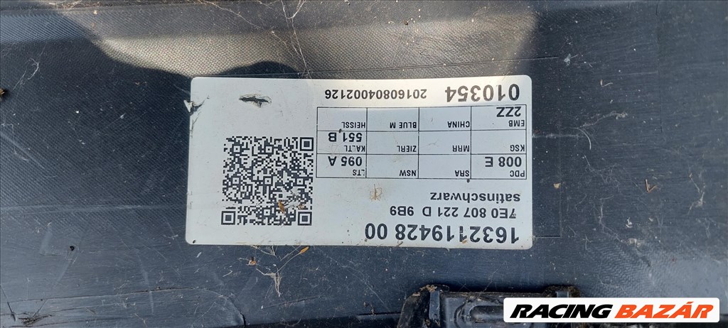 Volkswagen Transporter T6 bontott első lökhárító  5. kép