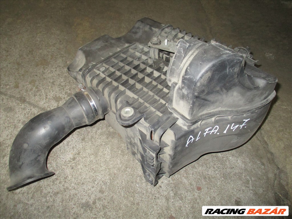 Alfa Romeo 147 1.6 Twin Spark levegőszűrőház légszűrőház 1. kép