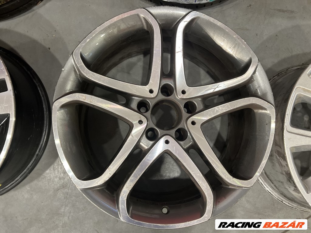 R18 Original Mercedes 8.5J ET34,5 A218 401 2302 A2184012302 1db felni 1. kép