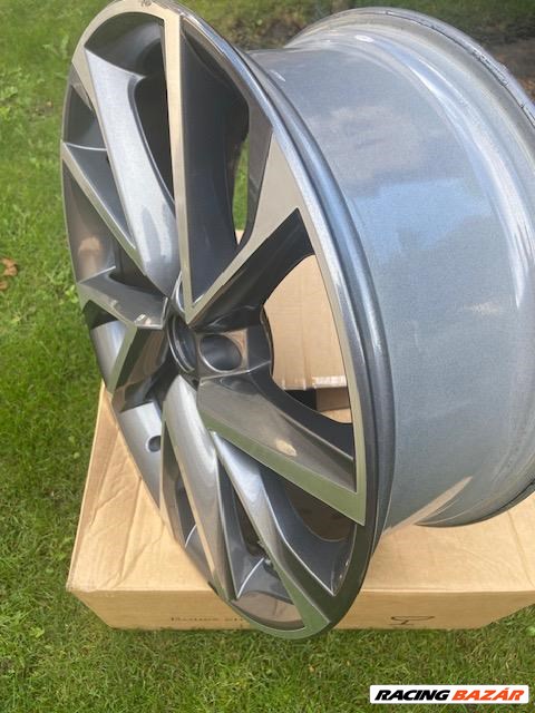 Skoda Kodiaq 8JJ 20" használt (gyári felni) alufelni (565601025Q HA7) 5. kép