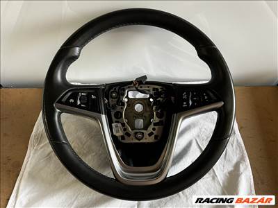 Opel Insignia A kormány