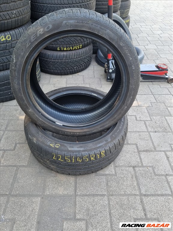  225/4518" újszerű Pirelli Sottozero Winter 240 Serie II téli gumi 2db  2. kép