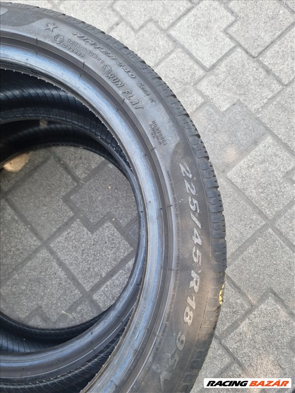  225/4518" újszerű Pirelli Sottozero Winter 240 Serie II téli gumi 2db  6. kép
