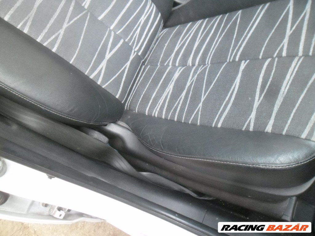 Kia Venga félbőr ülés szett ülésszett  6. kép