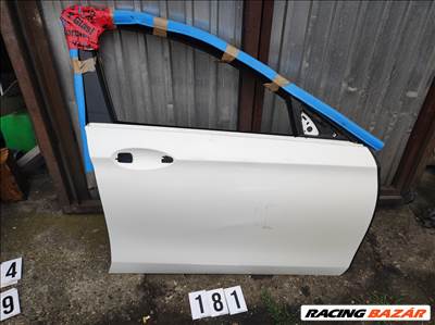 Mercedes E-osztály W213 jobb első ajtó , kis hibával