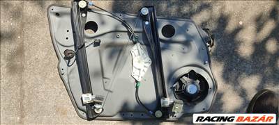 Mercedes B 200 W245 Ablakemelő jobb első