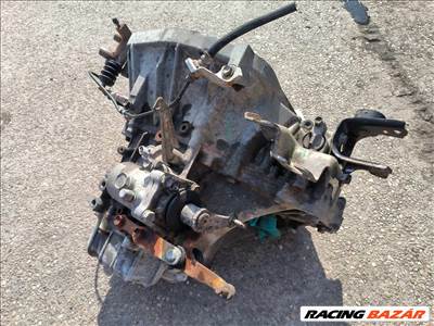 Toyota Yaris (XP10) Váltó (mechanikus) toyota2sz