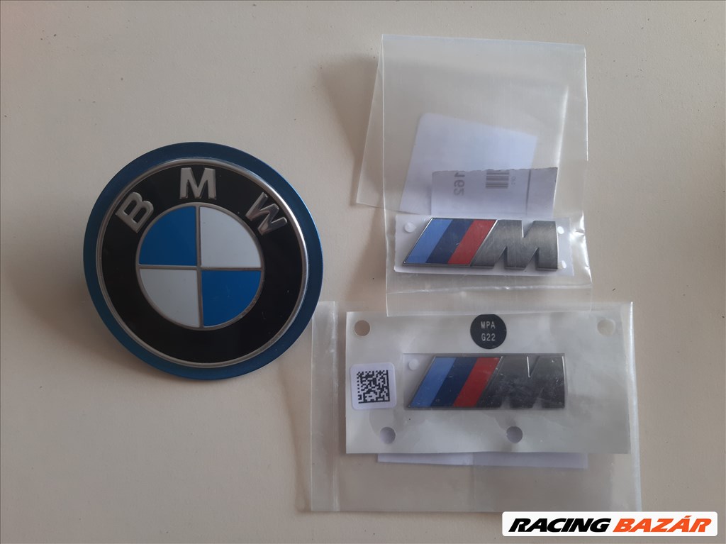 BMW i3 I01 első embléma és M es matrica 51145a1a162 1. kép