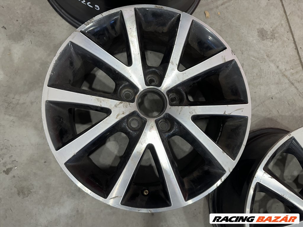 R16 Original Volkswagen 6.5J ET50 1K0 601 025CJ 1K0601025Cj 2db felni 2. kép