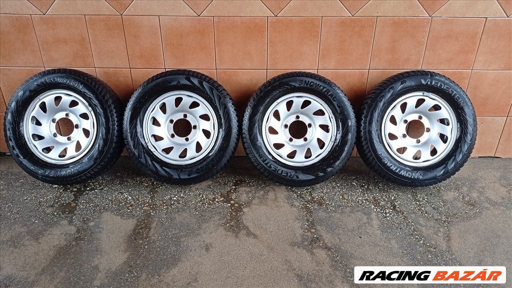 SUZUKI VITARA 15 LEMEZFELNI 5X139,7 TELI 205/70R15 GUMIVAL OLCSÒN!! 1. kép