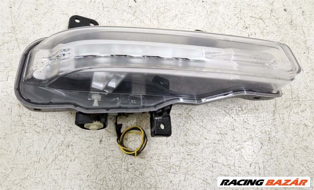 Ford Explorer Mk6 ködlámpa  lb5b15a254a 3. kép