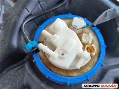 Toyota Avensis (T270) Üzemanyag szivattyú