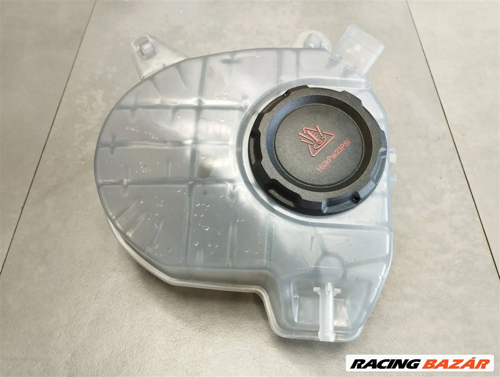 Audi A3 (8Y) kiegyenlítő tartály 5wa121407 1. kép