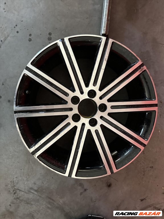 R19 Original mercedes 8J ET52 - A447 401 5600 A4474015600 2db felni 1. kép