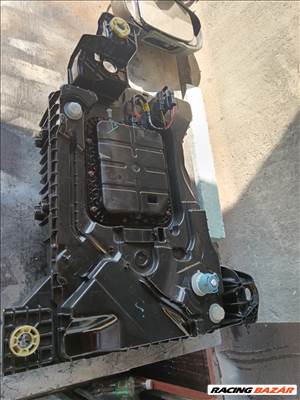 Peugeot 5008 adblue tartály  12674101nv mgicscro1