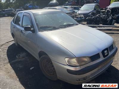 Seat Cordoba 1.4i bontott alkatrészei