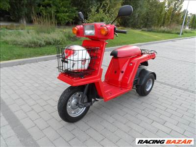 GYRO X,HONDA GYRO X 50-ES 2T,INDÍTÓMOTORRAL,ELSŐ-HÁTSÓ CSOMAGTARTÓVAL,TELJES FELÚJÍTÁS UTÁN!