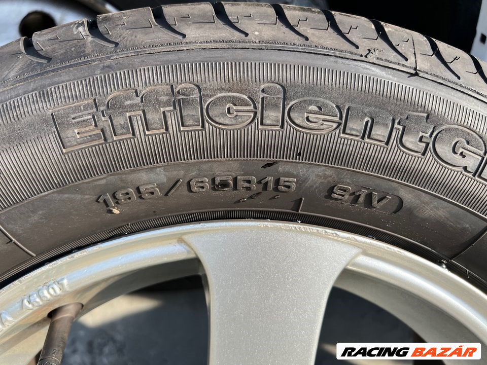 Honda HR-V alufelni garnitúra kerékcsavarokkal nyári gumikkal 195/65 R15 7. kép