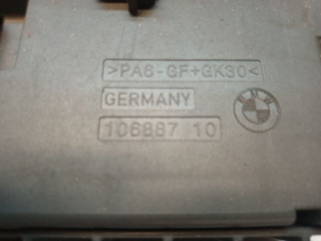 BMW 3 E91 Biztosítéktábla Utastér 3. kép