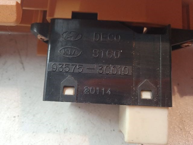 KIA MAGENTIS Jobb hátsó Ablakemelő Kapcsoló 3. kép