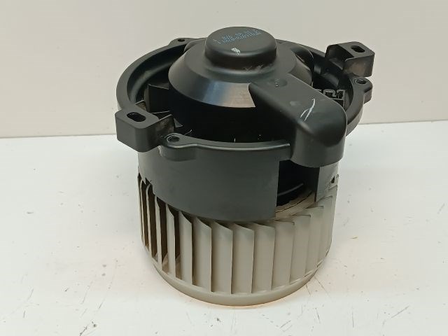 MITSUBISHI COLT VI (Z3_A, Z2_A) Fűtőmotor (Klímás) 5. kép