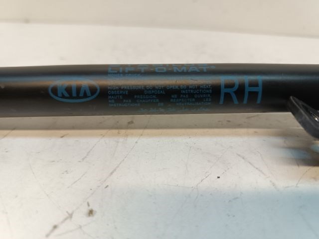 KIA CEED Ferdehátú (ED) Gázrugós Kitámasztó Teleszkóp Pár Csomagtérajtó 5. kép