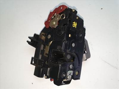 AUDI A4 (8E2, B6) Jobb hátsó Ajtózár