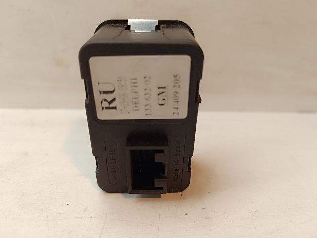 OPEL MERIVA A Bal első Ablakemelő Kapcsoló 2. kép