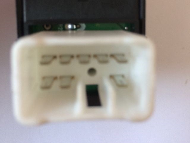 KIA CEED Bal hátsó Ablakemelő Kapcsoló 3. kép