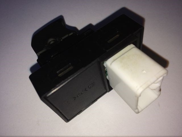 KIA CEED Bal hátsó Ablakemelő Kapcsoló 4. kép