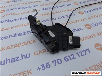 Mazda 3 Eladó gyári jobb hátsó ajtózár, centrálzár 