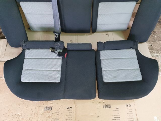 SKODA OCTAVIA II (1Z3) Hátsó Ülés 3. kép