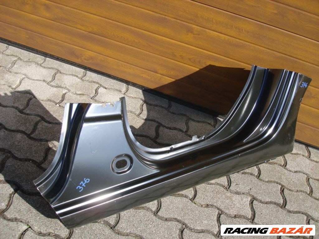 Renault Twingo III Jobb Küszöb 764617658R 2014-től-2019-ig 4. kép