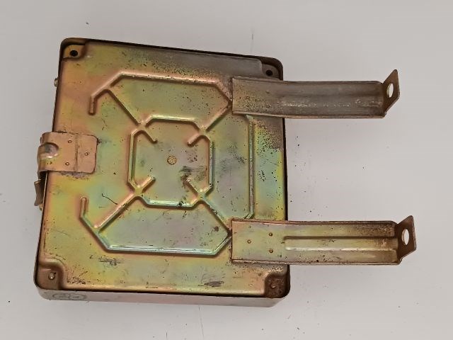 SUZUKI SWIFT II Ferdehátú (EA, MA) Motorvezérlő 2. kép