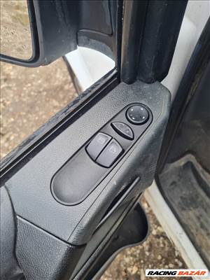 Mercedes Vito 639 bal első ablakemelő kapcsoló
