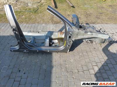 Volvo XC70 jobb első negyed