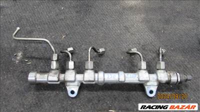 Fiat Punto Evo Közösnyomócső üzemanyag csövekkel 55272136