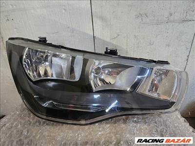 Audi A1 Jobb első halogén fényszóró.  8x0941004