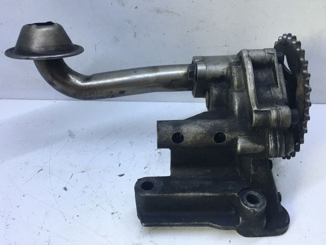 VW PASSAT (3B3) Olajszivattyú 2. kép