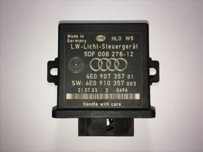 AUDI A8 Világítás Relé