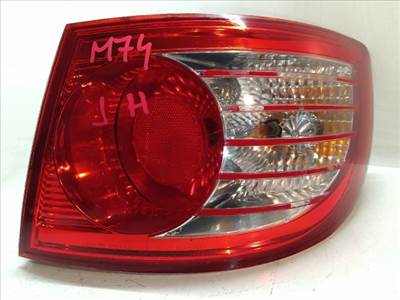 HYUNDAI ELANTRA Jobb Hátsó Lámpa